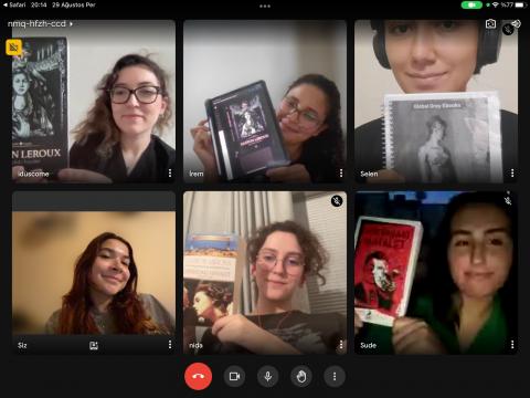 idü book club