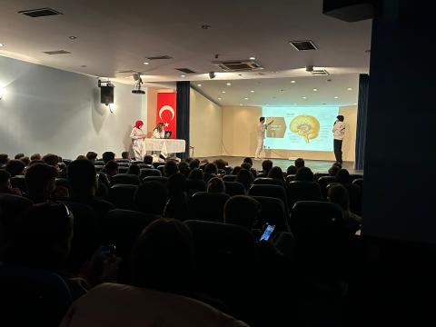 Doç. Dr. Abdullah Ortadevecinin nteraktif şekilde sürdürdüğü konuşmasından bir kesit