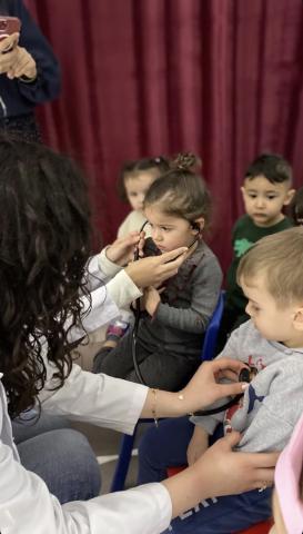 Miniklerimize kalp seslerini dinlettik