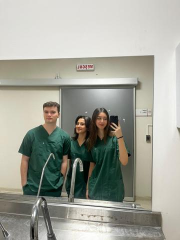 Ameliyathane Günlükleri anısı