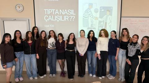 Asistanlar ve diğer direktörlerimiz 