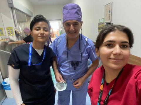 Ömer Hoca ve katılımcılar