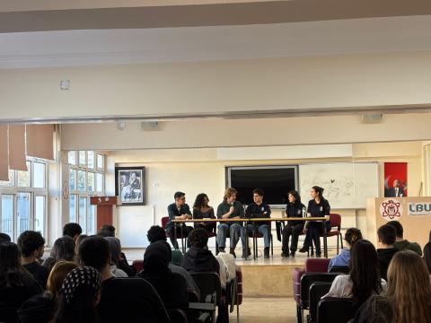 Soruları cevaplarken 