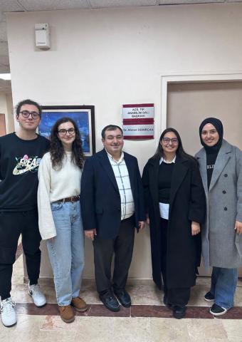 Etkinlik sonrası hocamızla fotoğrafımız